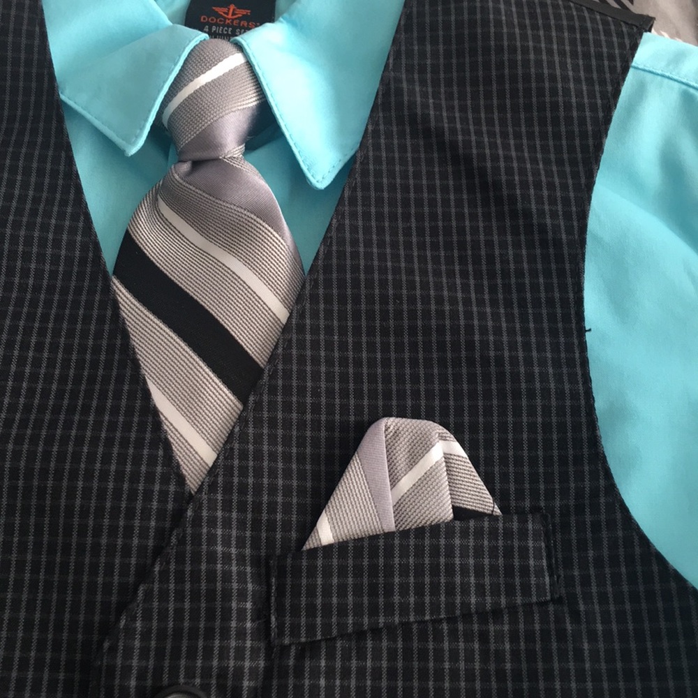 Dockers vest suit set